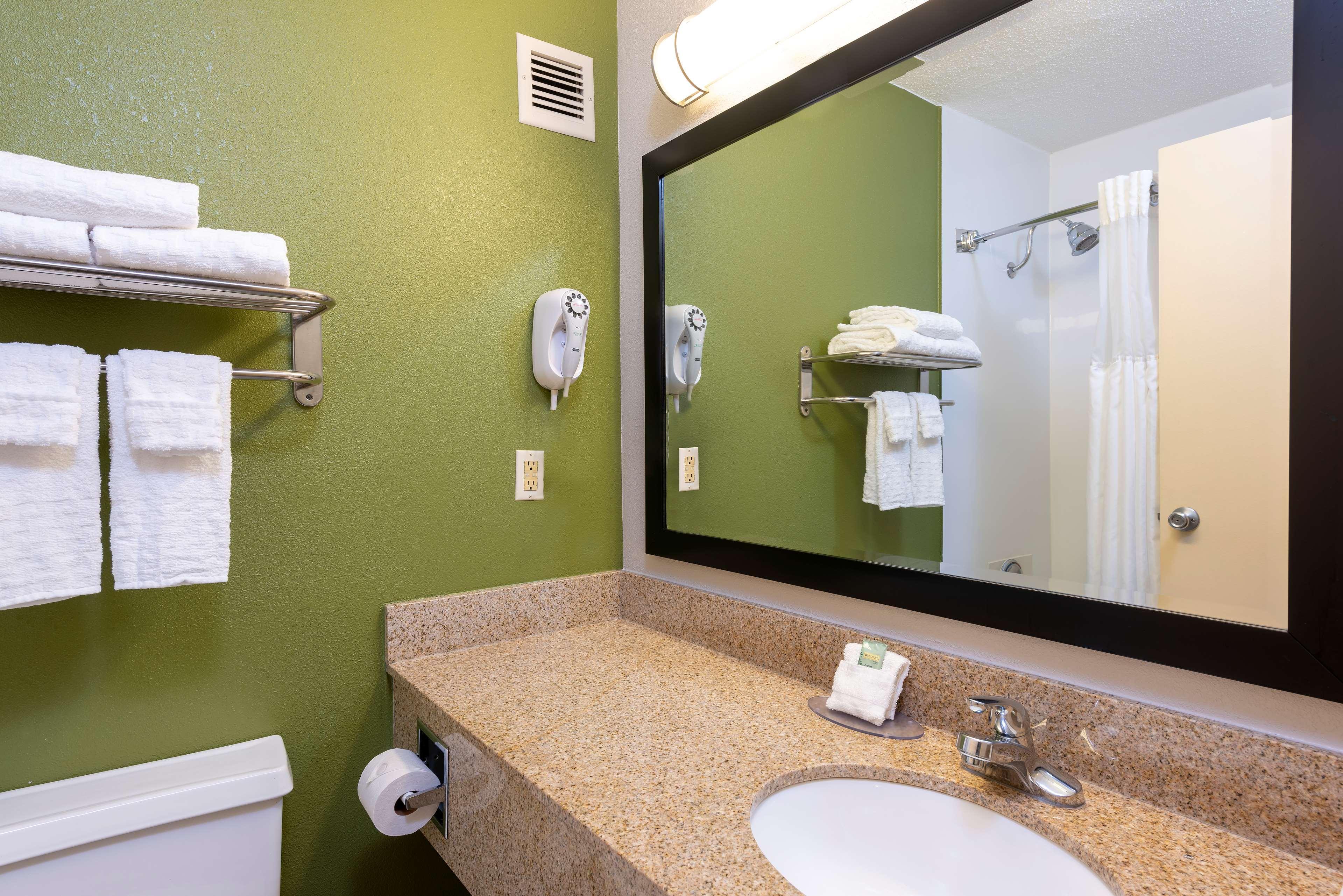 Best Western Dutch Valley Inn New Philadelphia Exterior foto