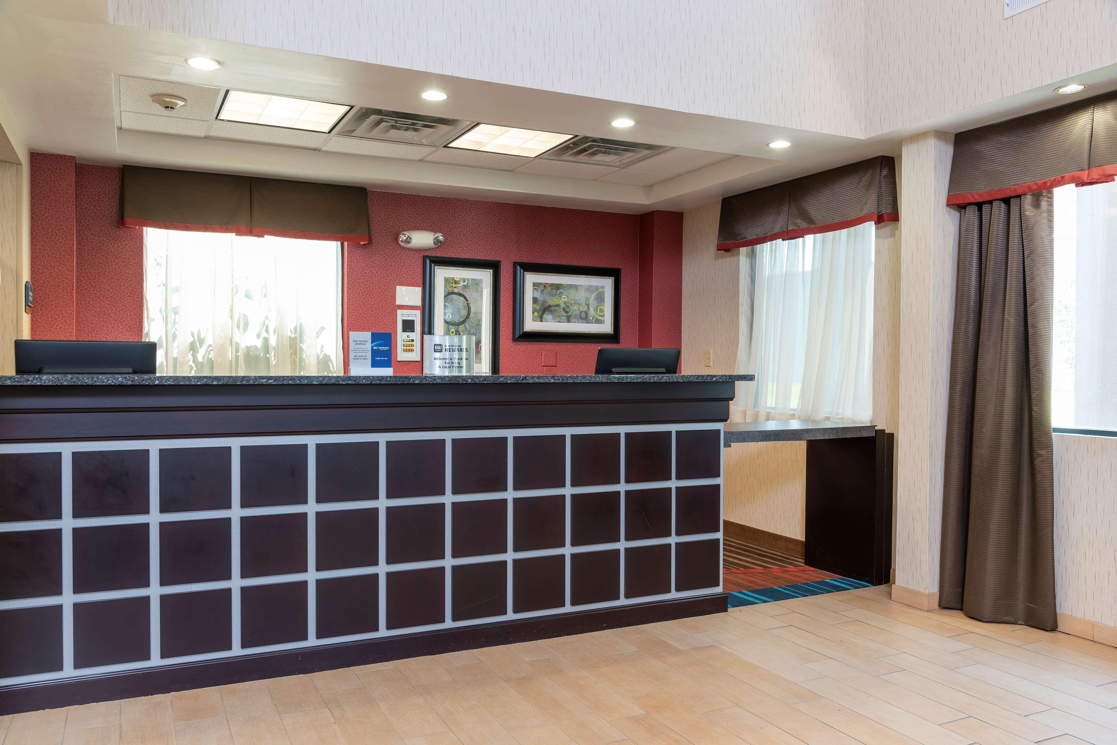 Best Western Dutch Valley Inn New Philadelphia Exterior foto